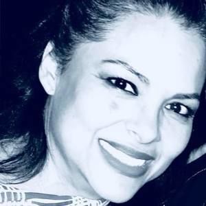 Meet your Posher, Carla